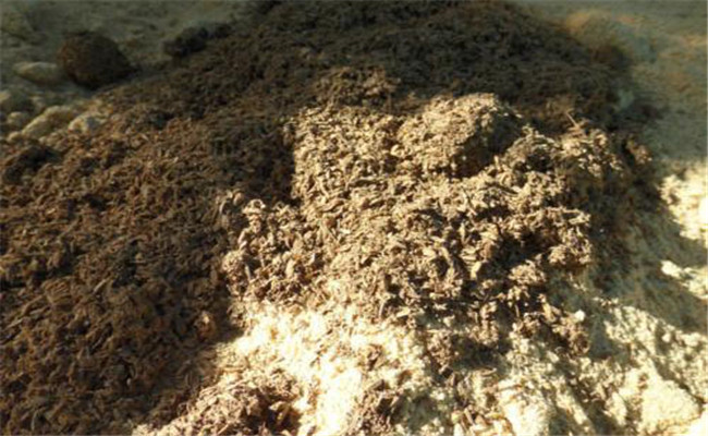 堆肥的制作方法简介 堆肥与沤肥的区别是什么？