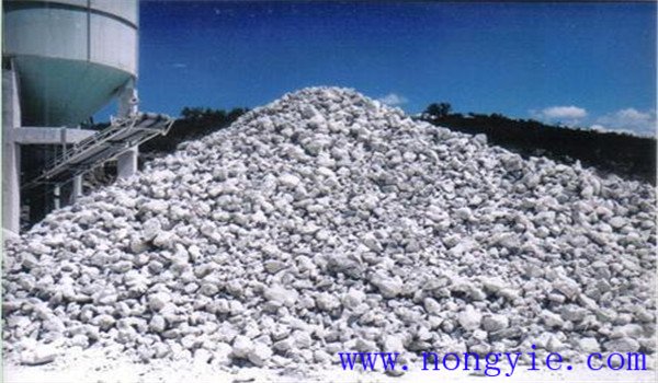 石灰的主要成分是什么 石灰肥料的施用方法
